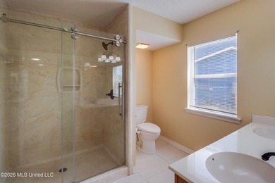 Spacious 4-Bedroom Home in Stonebridge Neighborhood Large - photo 20