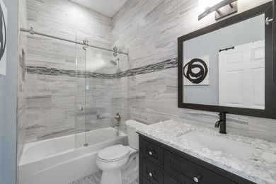 Light, open, and thoughtfully updated, this penthouse residence - photo 20