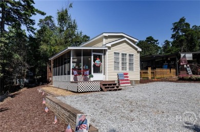 Lake Home For Sale in Hartwell, Georgia