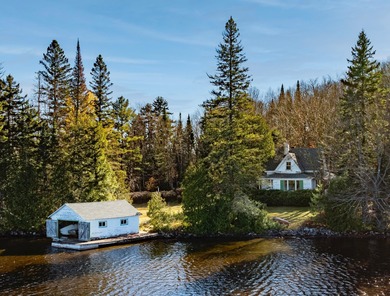 Lac Brule Home For Sale in Sainte-Agathe-Des-Monts QC