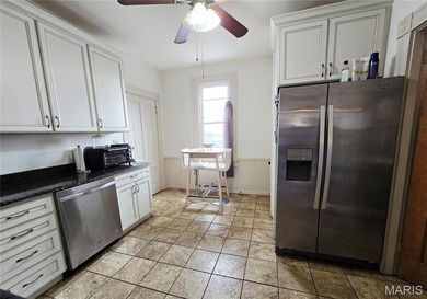 Motivated Seller.- Beautiful 3-bedroom, 2-bath historic home - photo 12
