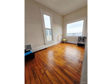 Motivated Seller.- Beautiful 3-bedroom, 2-bath historic home - photo 15