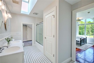 Grandeur meets breezy comfort in this 4-bedroom, 3.5-bath - photo 31