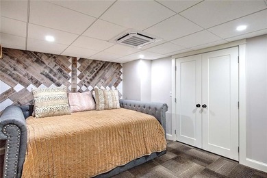 Grandeur meets breezy comfort in this 4-bedroom, 3.5-bath - photo 38