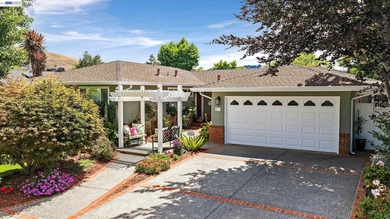 MAJOR Price Improvement! Reduced by $100,000. Exceptional Value! - photo 1
