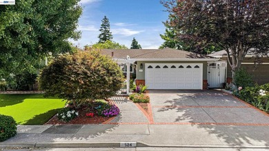 MAJOR Price Improvement! Reduced by $100,000. Exceptional Value! - photo 3