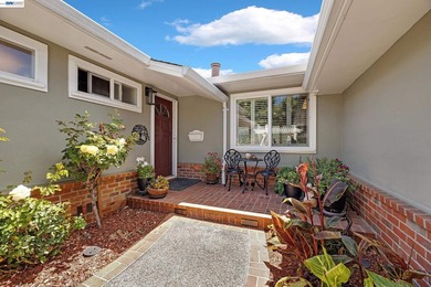 MAJOR Price Improvement! Reduced by $100,000. Exceptional Value! - photo 7