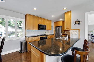 MAJOR Price Improvement! Reduced by $100,000. Exceptional Value! - photo 9
