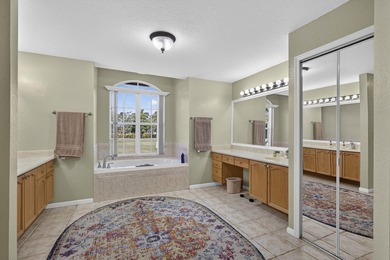 This lovely house sits on 5 aces in the tranquil equestrian - photo 11