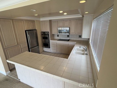 Experience spectacular coastal living from this beautifully - photo 7