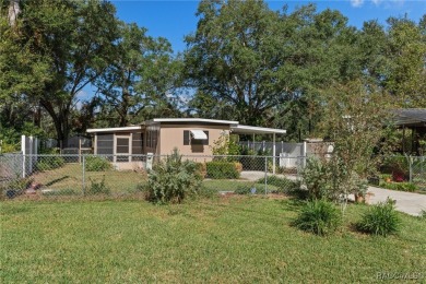 (private lake, pond, creek) Home Sale Pending in Floral City Florida