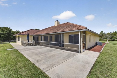 This lovely house sits on 5 aces in the tranquil equestrian - photo 25
