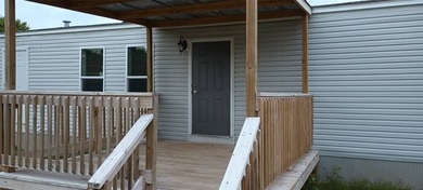 2022 Champion manufactured home 3 bed 2 bath , 2x6 Exterior - photo 3