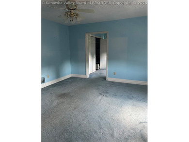 Always a favorite of mine! This is a beautiful colonial home - photo 34