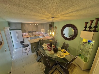 Bright, fully renovated and turnkey 2BR/2.5BA townhome in Lago - photo 5