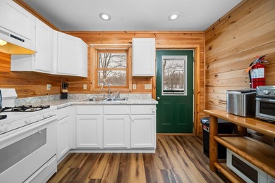 Relax and enjoy the beautiful views from this cozy 3-bedroom - photo 7