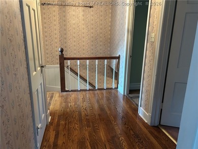 Always a favorite of mine! This is a beautiful colonial home - photo 38
