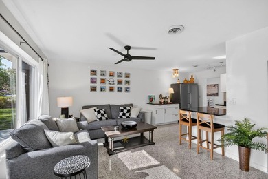 Welcome to this charming single-story residence Great - photo 5