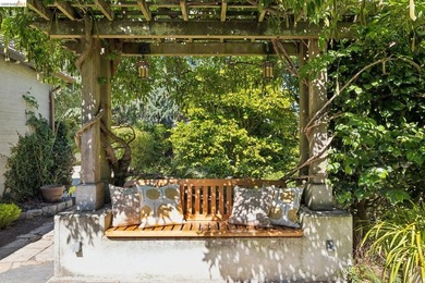 Perched gracefully in the Berkeley Hills this exceptional - photo 6
