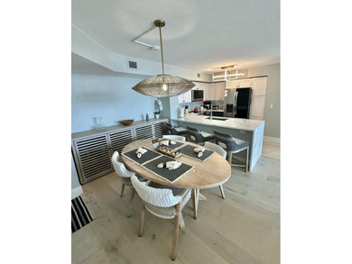 RARELY AVAILABLE GATED COMMUNITY 2/2 DIRECT INTRACOASTAL & - photo 7