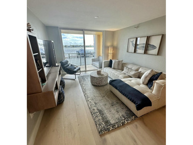 RARELY AVAILABLE GATED COMMUNITY 2/2 DIRECT INTRACOASTAL & - photo 10