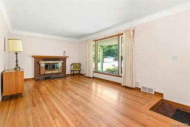 *OFFERS DUE MONDAY, JULY 20 @ NOON* Owned by the same family for - photo 11