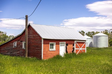 In the foothills of the Snowy Mountains, just 8 miles from town - photo 13