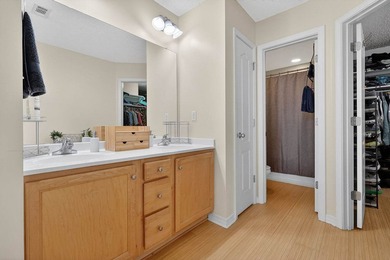 Ocean Springs home on a quiet cul-de-sac, framed with beautiful - photo 15