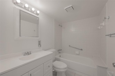 Welcome to your newly remodeled stylish 3-bedroom 2-bath - photo 19