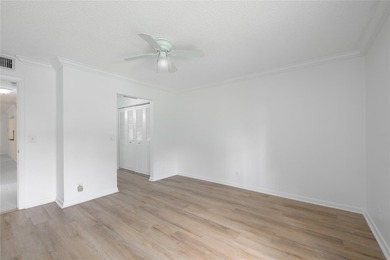 Welcome to your newly remodeled stylish 3-bedroom 2-bath - photo 24