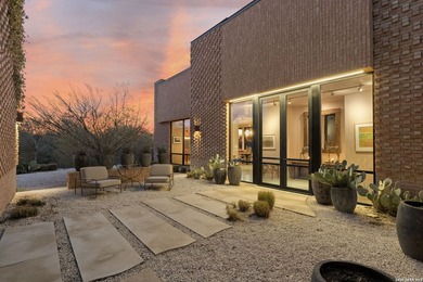 This extraordinary Guadalupe waterfront estate embodies vacation - photo 3