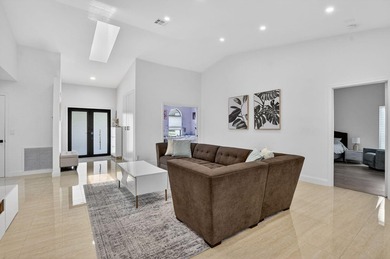 Welcome to this thoughtfully designed 3-bedroom, 2.5-bathroom - photo 10