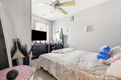 Welcome to 417 Chesterfield Ct., a well-maintained 3-bedroom - photo 12