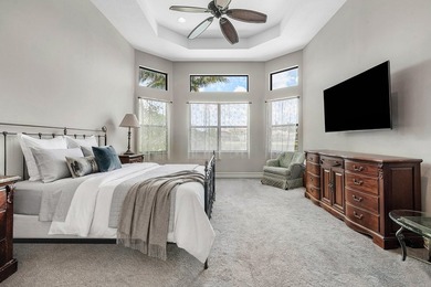 Beautifully upgraded 5-bedroom Colonnade residence set on an - photo 19