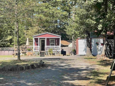 Greers Ferry Lake Home For Sale in Greers Ferry Arkansas