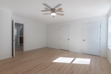 Welcome to 1 Winter Drive. This Custom-built contemporary home - photo 25