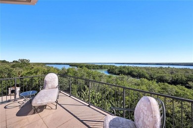 Paradise is redefined at this elevated waterfront estate, where - photo 29