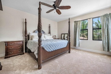 Beautifully upgraded 5-bedroom Colonnade residence set on an - photo 29