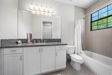 Beautifully upgraded 5-bedroom Colonnade residence set on an - photo 30