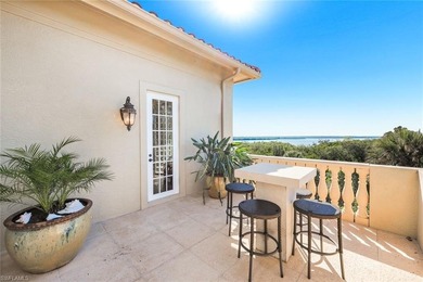 Paradise is redefined at this elevated waterfront estate, where - photo 33