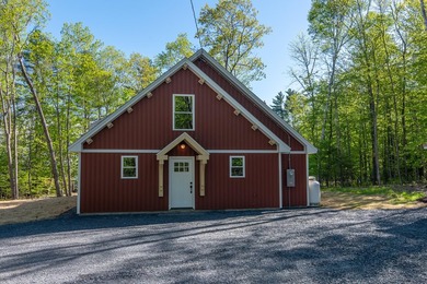 Welcome to 1 Winter Drive. This Custom-built contemporary home - photo 38