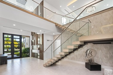 Located at 217 Thatch Palm Drive within the prestigious Royal - photo 4