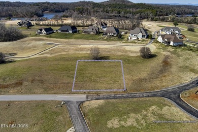 Beautiful GOLF FRONT LOT at the fourteenth tee box WITH LAKE - photo 2