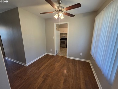 Charming 2-bedroom, 1-bath bungalow offering 894 square feet of - photo 7