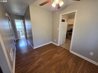 Charming 2-bedroom, 1-bath bungalow offering 894 square feet of - photo 8