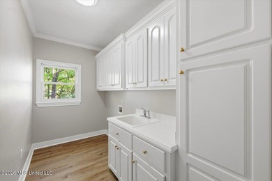Fairy-Tale Living in Lake Caroline Beautiful 4-bedroom, 2.5-bath - photo 22
