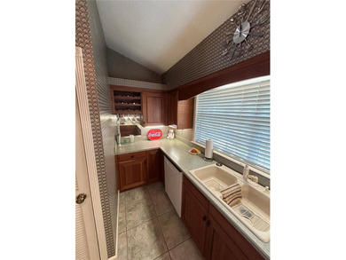 Are you ready to own your own piece of paradise on Lake Weir? - photo 5