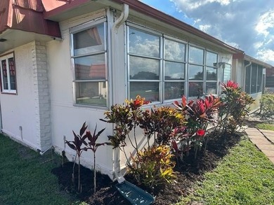 Great Location! been offered partially furnished/turn key! - photo 7