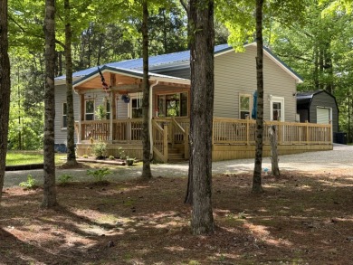 Lake Home For Sale in Hardinsburg, Kentucky