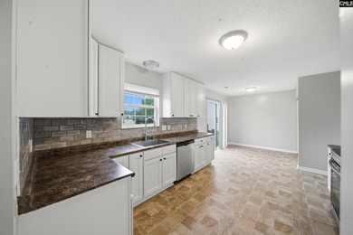 305 Cutter Ct is the kind of home that gives you space - photo 10
